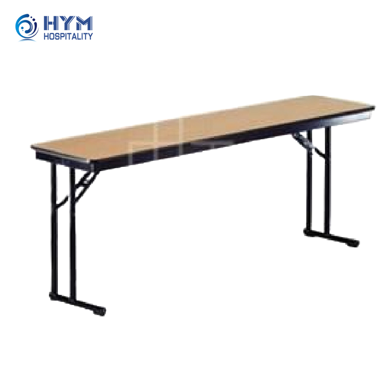Exp2-219 Table Dobing Holiday Inn Express