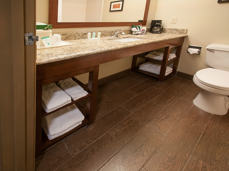 Arm&aacute;rios de banheiro